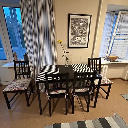 Apartment On Knyahyni Ol'Hy Street 罗夫诺 外观 照片