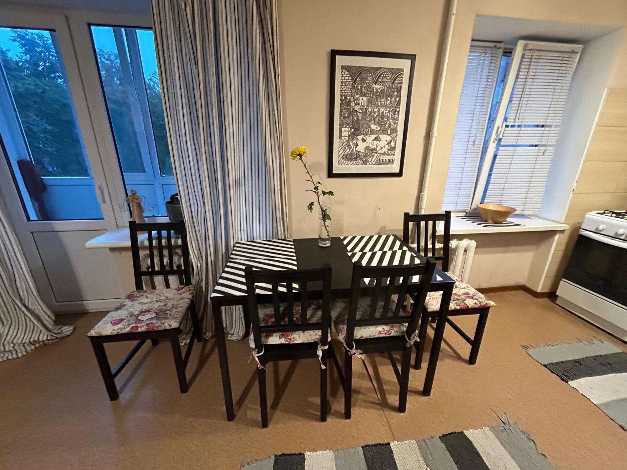 Apartment On Knyahyni Ol'Hy Street 罗夫诺 外观 照片
